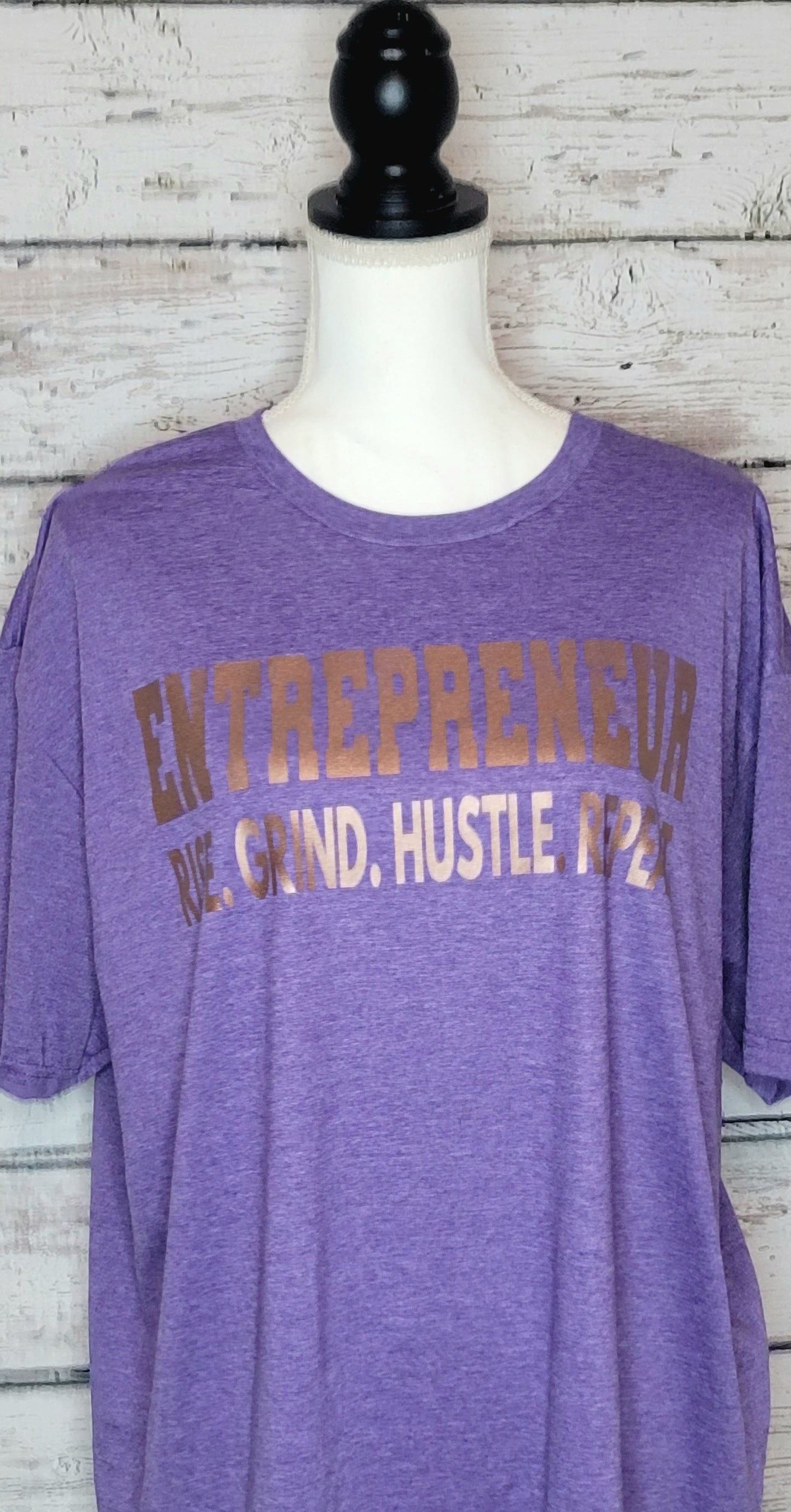 Entrepreneur Rise. Grind. Hustle. Repeat.